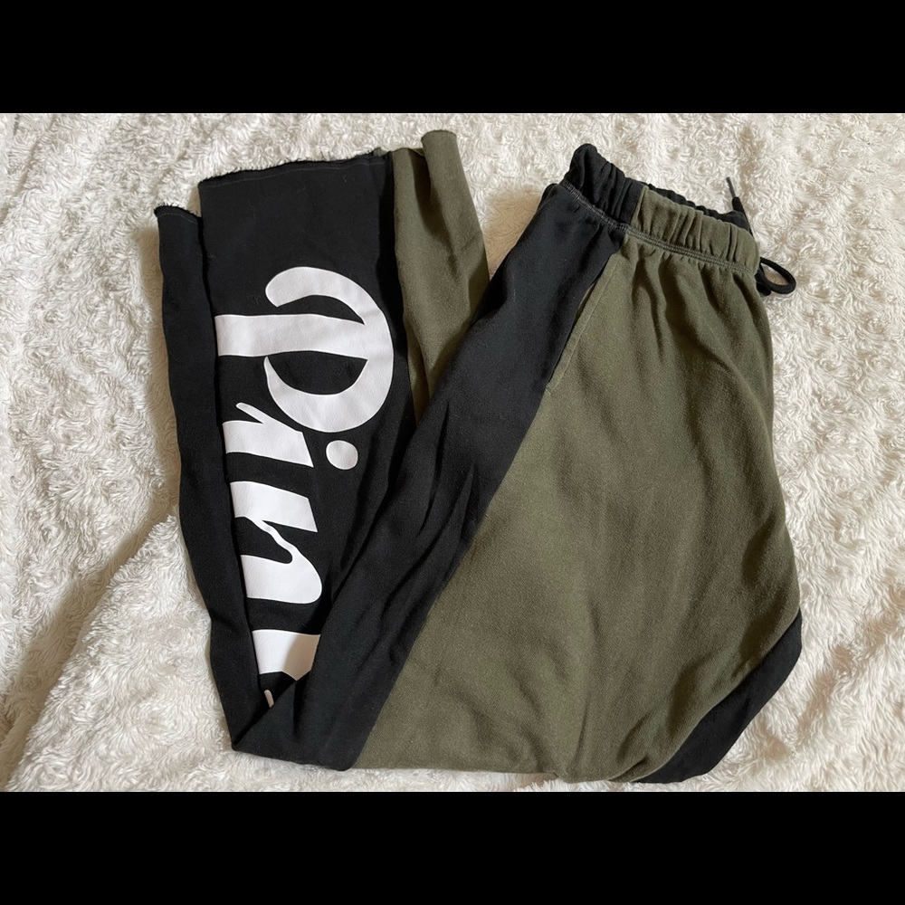 Victoria’s Secret PINK Black Olive Green Colorblock Cutoff Sweatpants Size Small